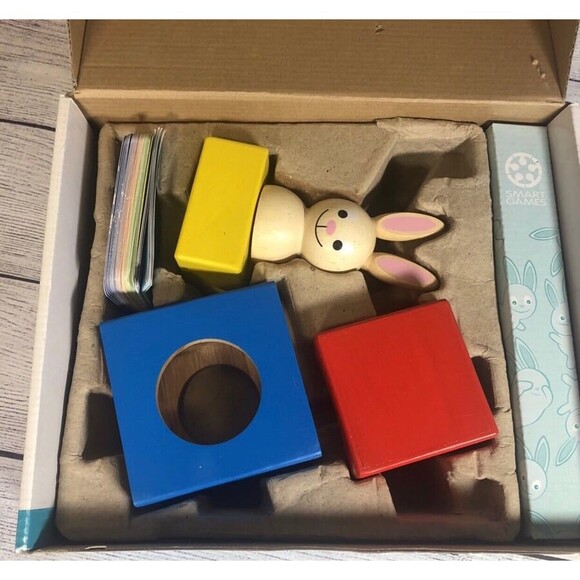 Bunny Peek-A-Boo Game By SmartGames - Picture 6 of 8